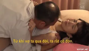 Má qua đời, cô con gái rơi vào những ngày bị bố dượng dê xồm