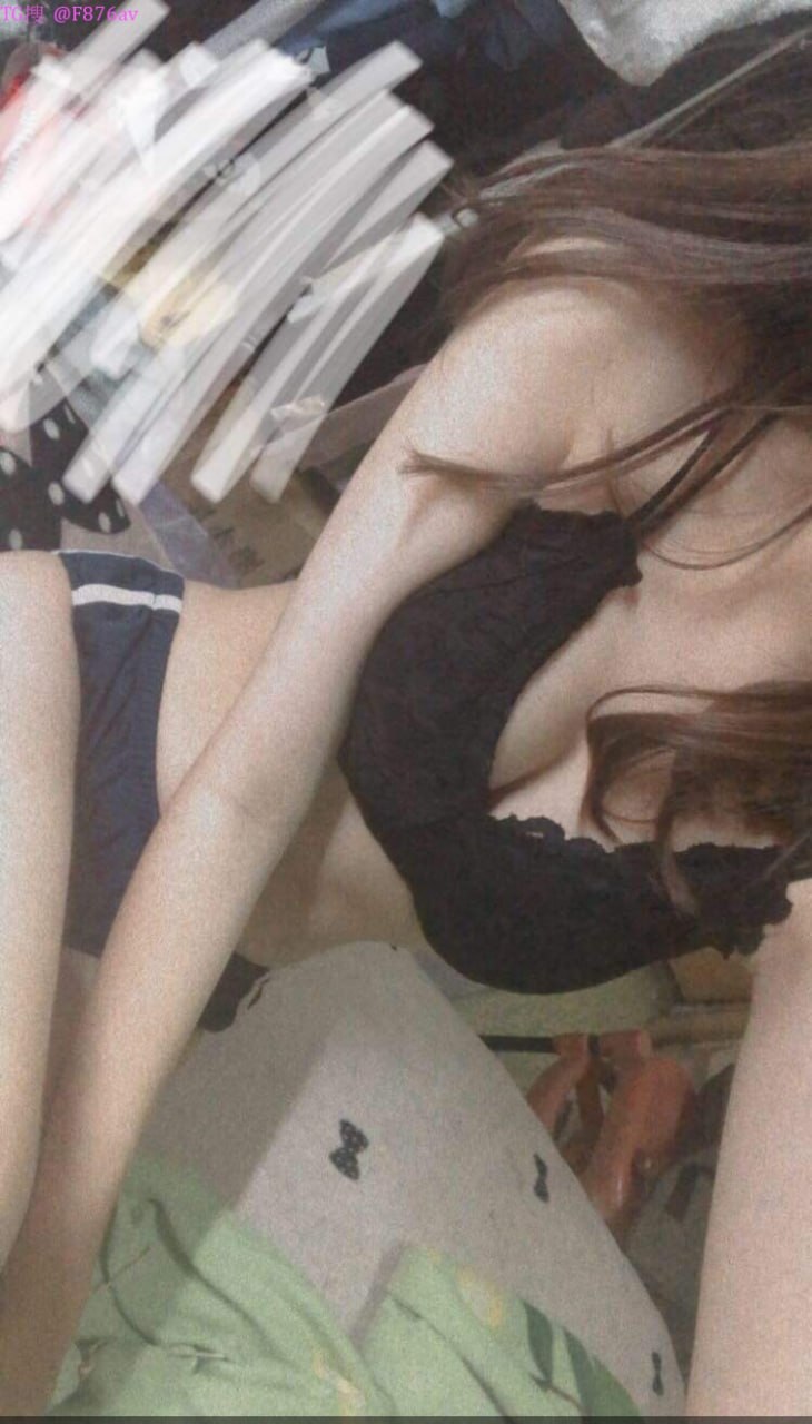 Anal Creampie: Nữ sinh gợi cảm trong tư thế cưỡi JK, từ hậu môn đến âm đạo và sau đó đến hậu môn
